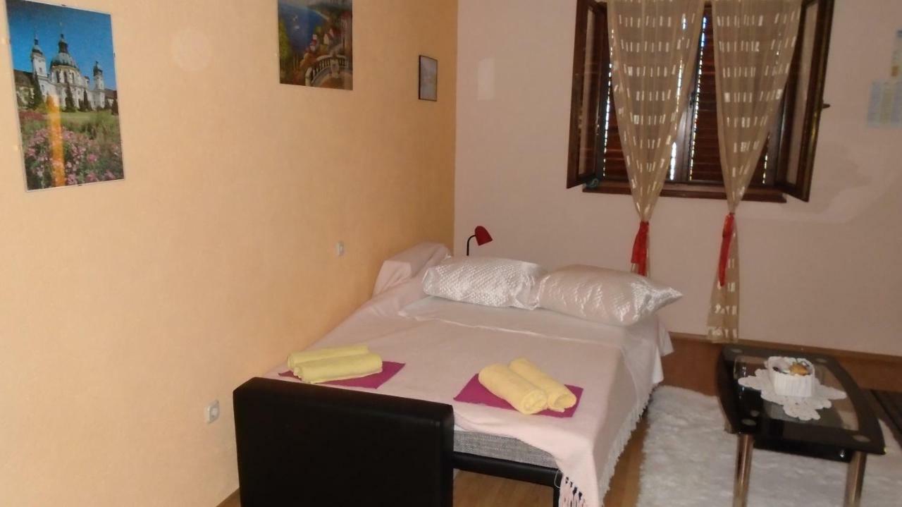 Apartmani A.Teskera Trogir Exterior photo